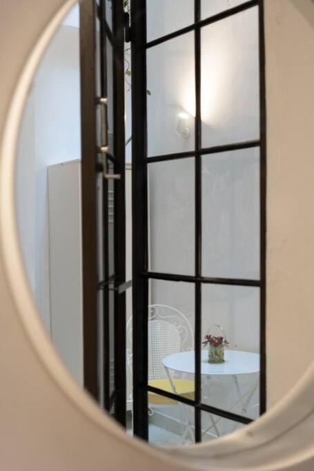 Ebullience - Stylish & Chic Athens Apartment Zewnętrze zdjęcie